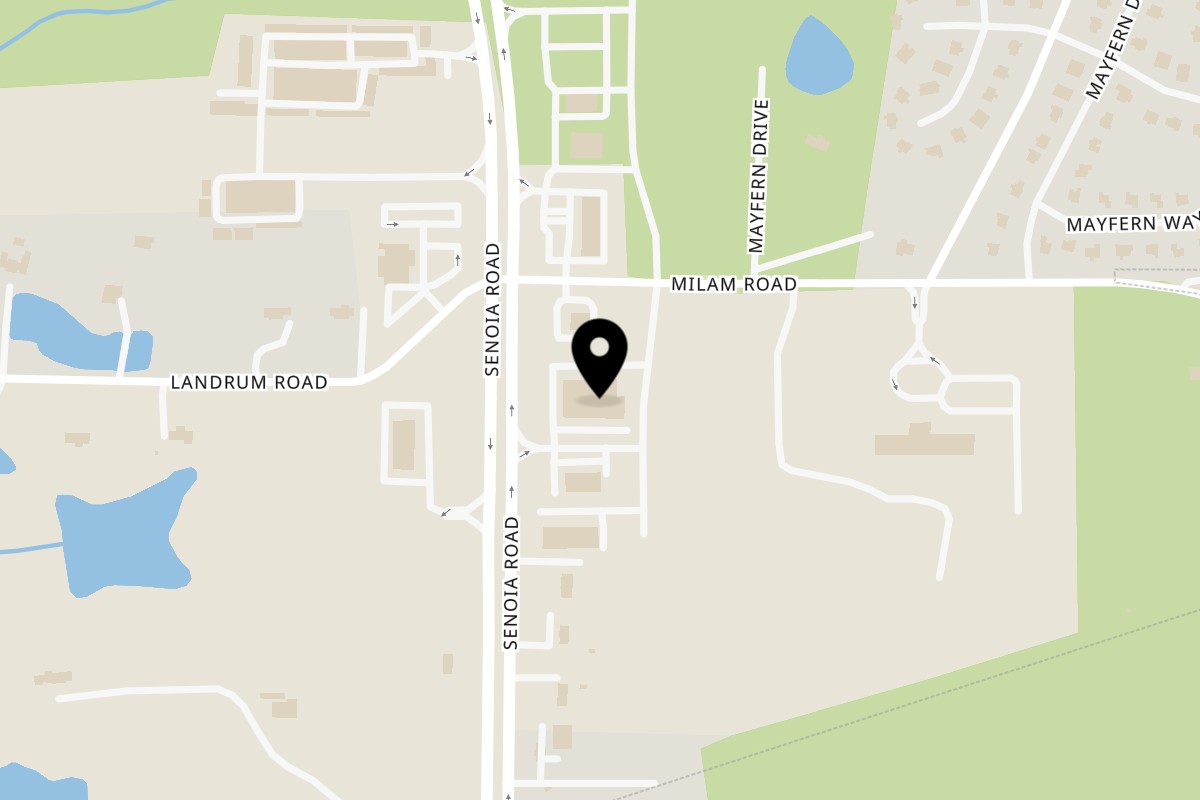 Map showing the location of El Barrio Pizza & Bar on 8420 Senoia Rd #106 in Fairburn